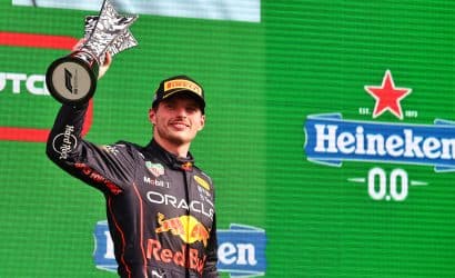 GP Singapuru F1 wyniki: koniec passy Verstappena