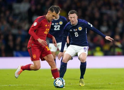 Oficjalnie: Real Madryt podpisał kontrakt z pomocnikiem!