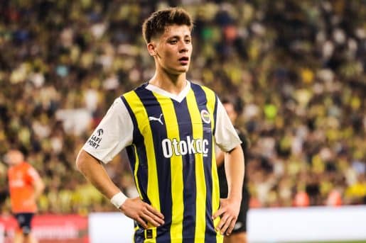 FC Barcelona walczy z Realem Madryt o turecką perłę. Gdzie trafi Arda Güler?