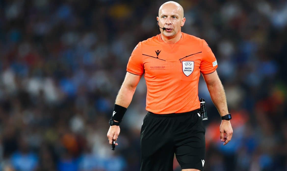 Szymon Marciniak poprowadzi mecz Ligi Mistrz&oacute;w. To starcie wielkich ekip