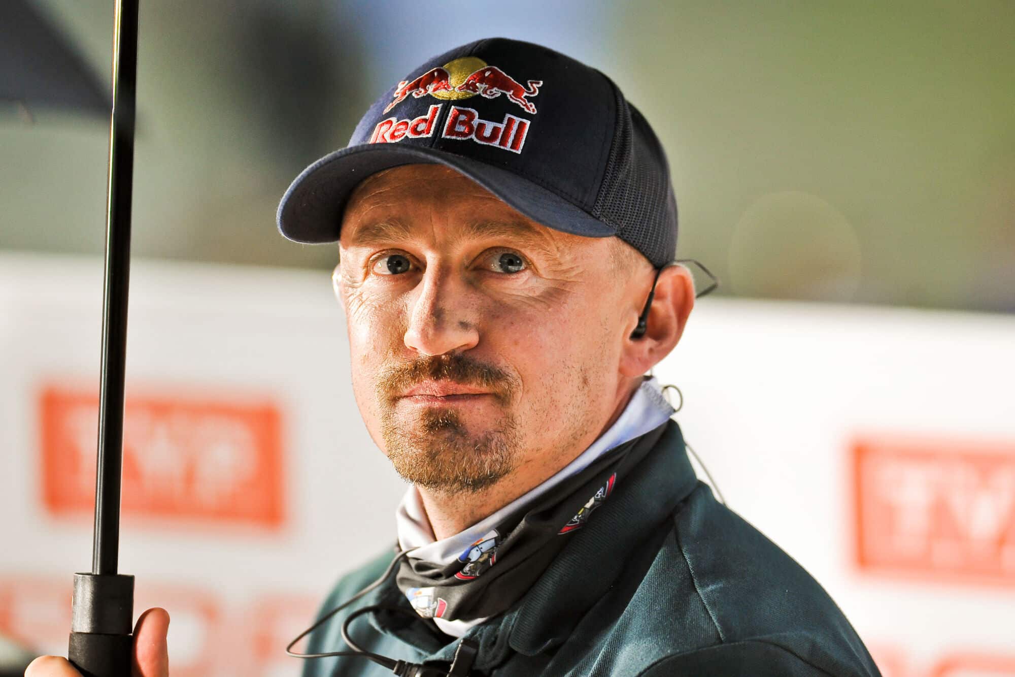 Adam Małysz zdiagnozował problemy polskich skoczków. “Nie wygląda to dobrze”