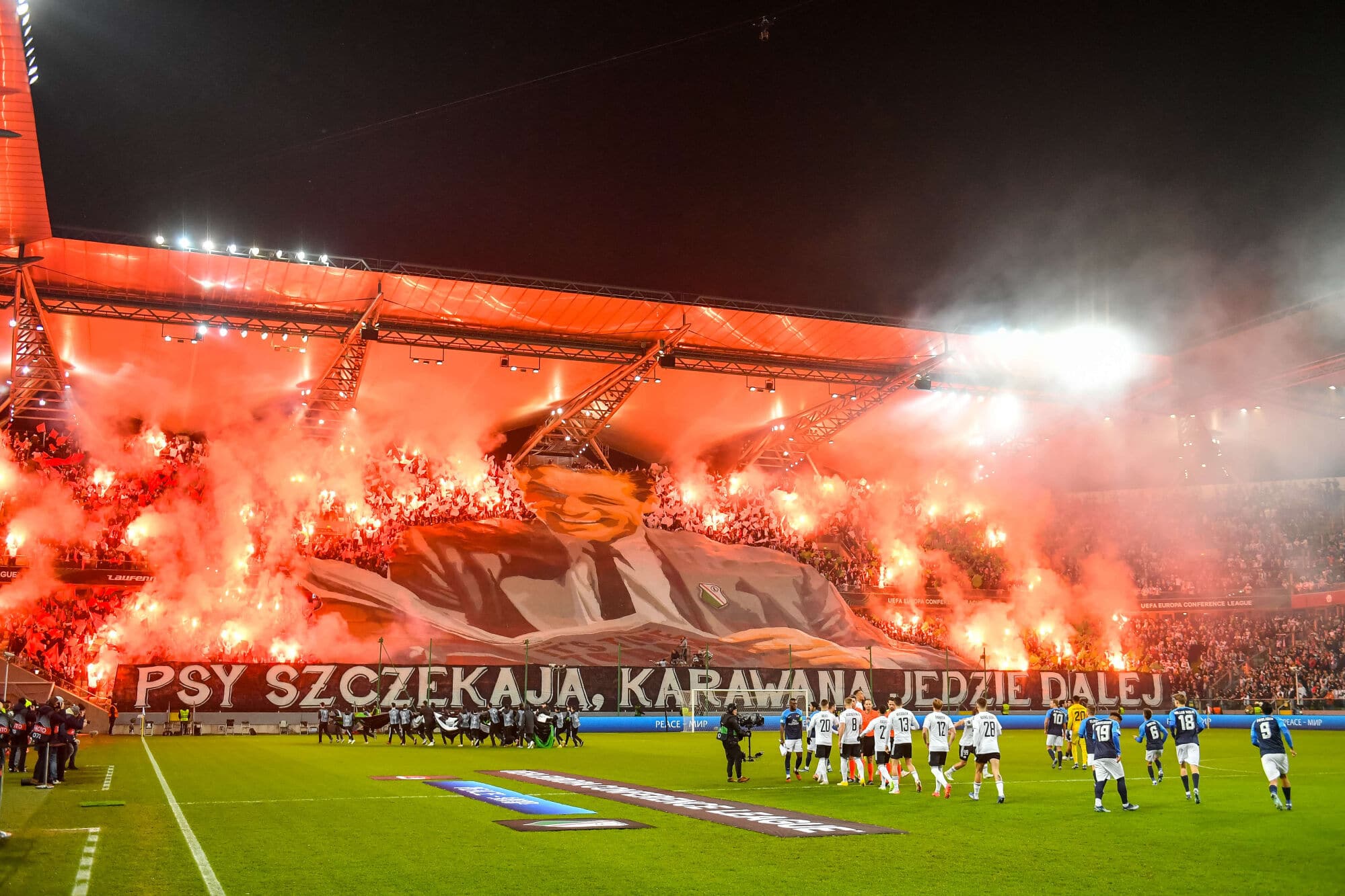 Legia Warszawa znów ukarana przez UEFA. “Żyleta” została zamknięta!