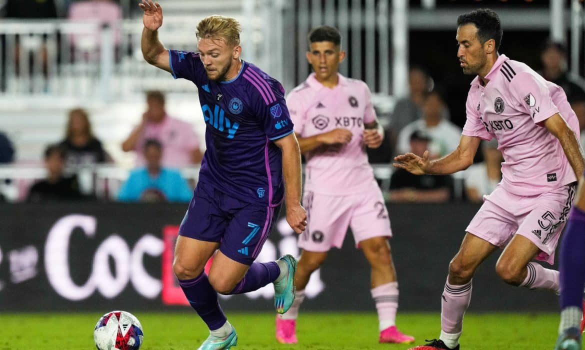 Kamil J&oacute;źwiak chce zmienić klub. Dokąd trafi reprezentant Polski?