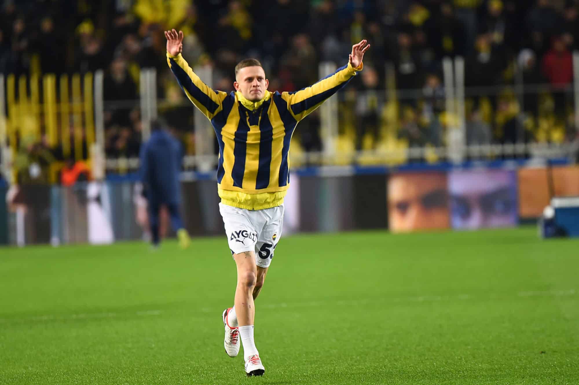 Sebastian Szymański na celowniku angielskich gigantów. Co za wieści!