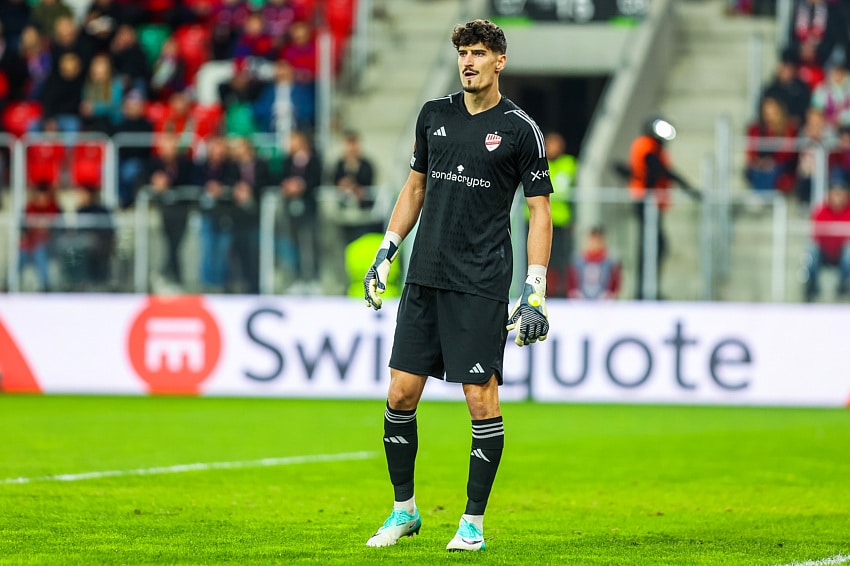 Rak&oacute;w Częstochowa sprzedał bramkarza. &ldquo;Medaliki&rdquo; pobiły rekord transferowy!