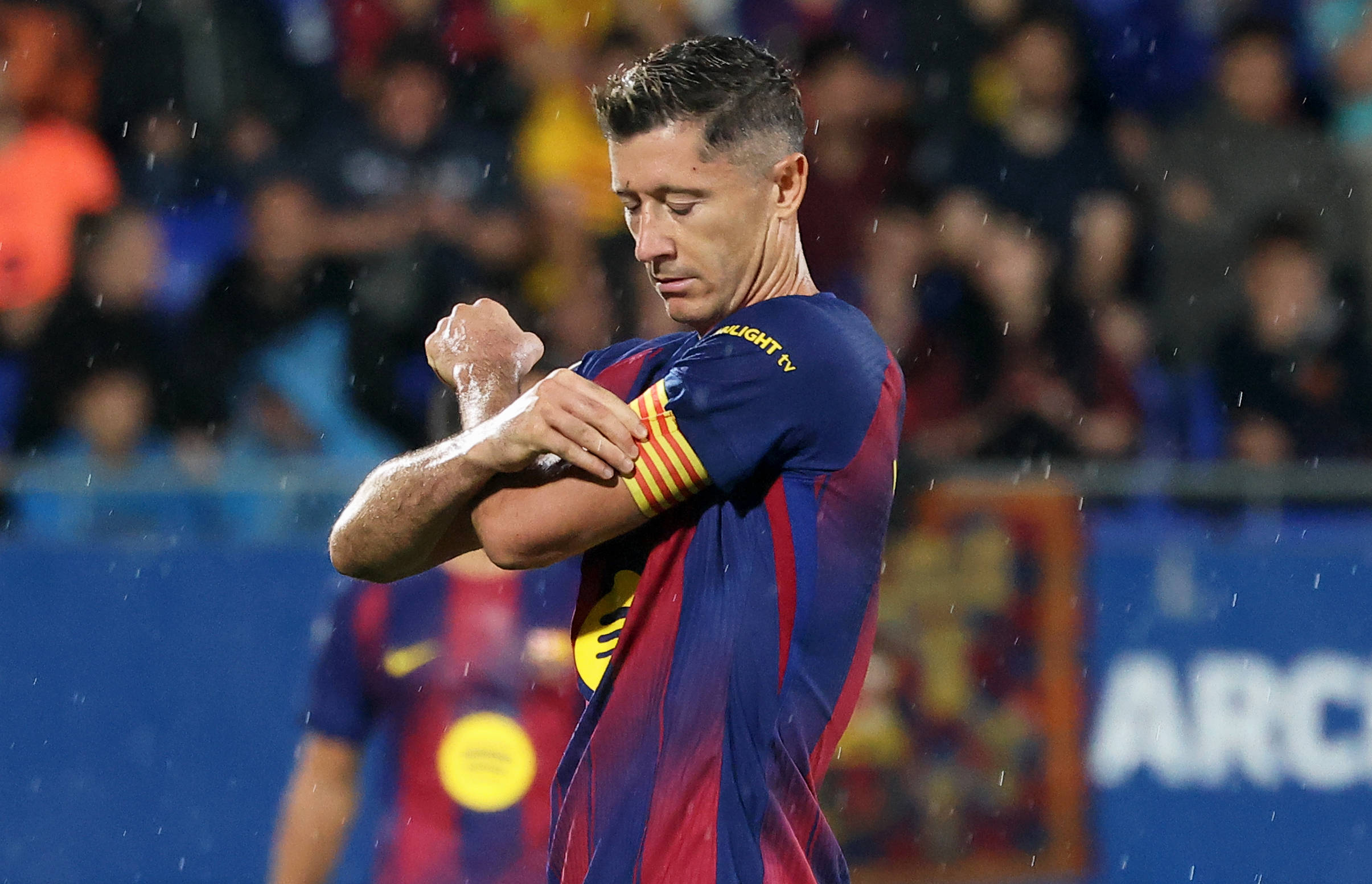 Dlaczego Robert Lewandowski chciał odejść z Bayernu Monachium i co dalej po Barcelonie?