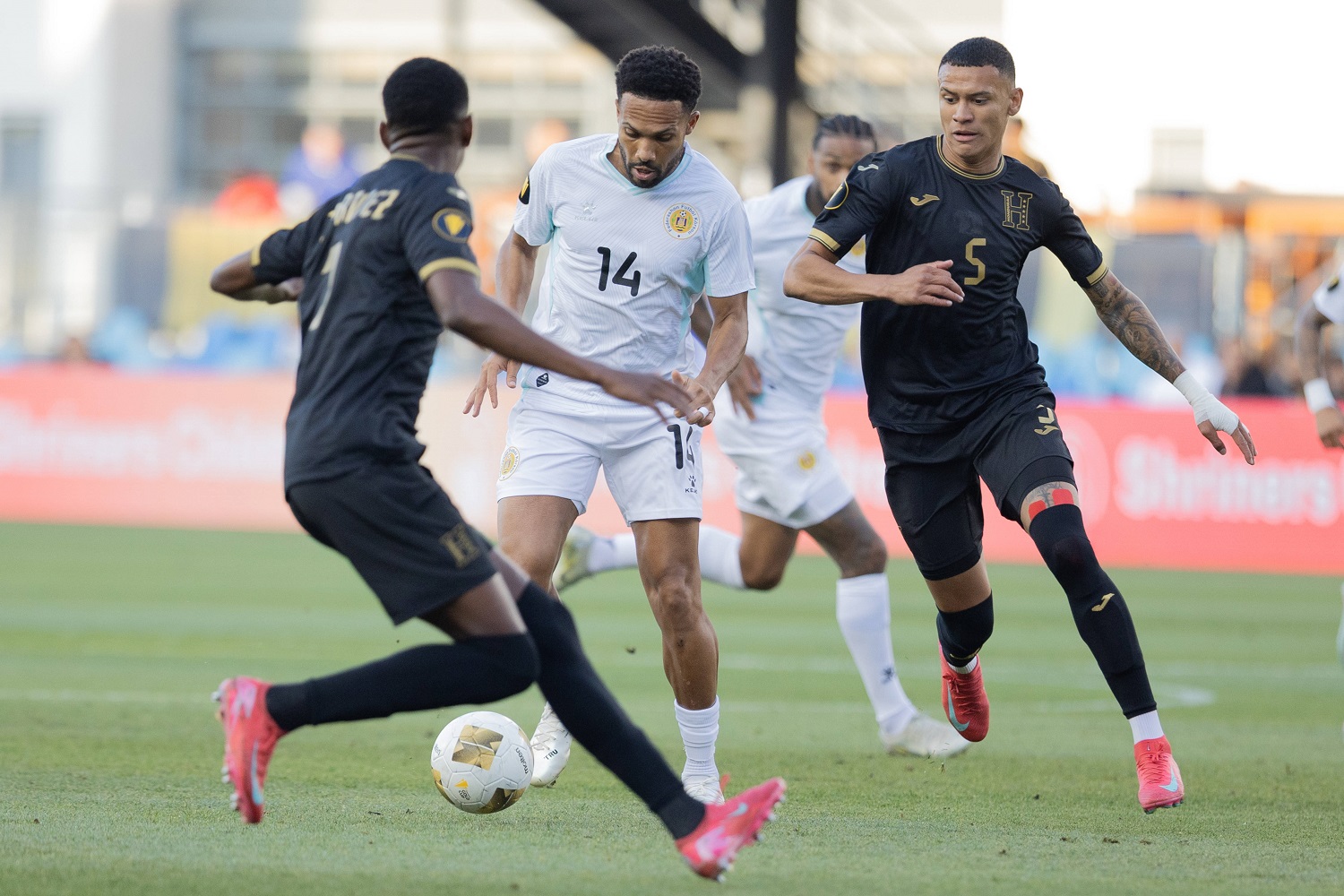 MŚ 2026: Sześć niewiadomych i 42 pewniaków!