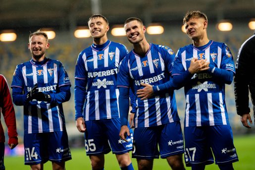 Typy dnia – Ekstraklasa (niedziela, 2 listopada 2025): analiza, mecze i kursy bukmacherskie