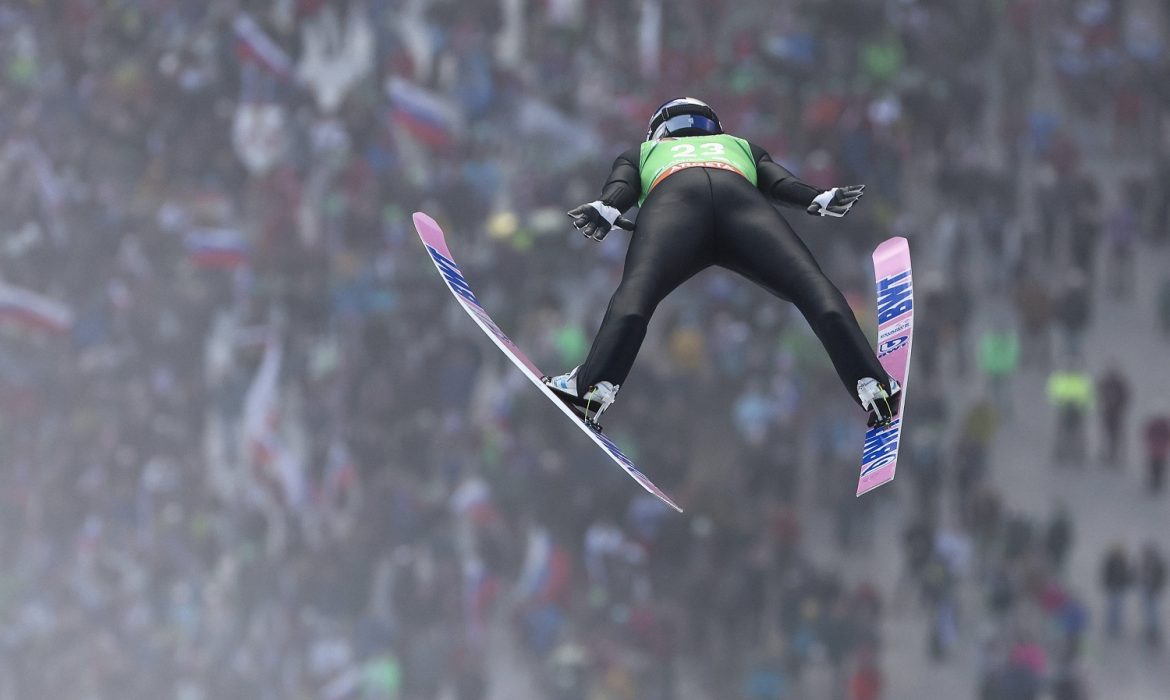 Puchar Świata w skokach narciarskich 25/26: Faworyci