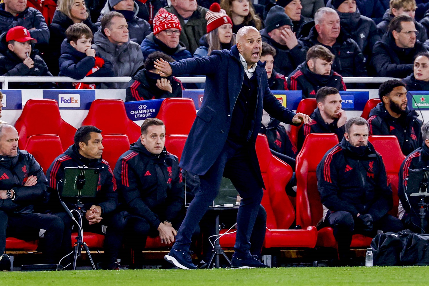 Co się dzieje z Liverpoolem? Porażka goni porażkę!