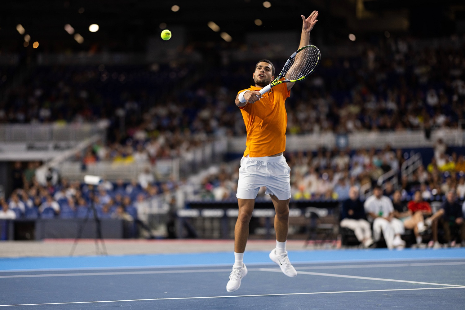 Carlos Alcaraz zaskoczył! Decyzja miesiąc przed Australian Open!