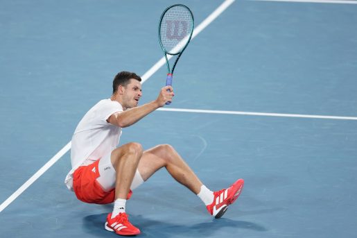 Niesamowite zagranie Hurkacza! Szansa na prestiżowy tytuł