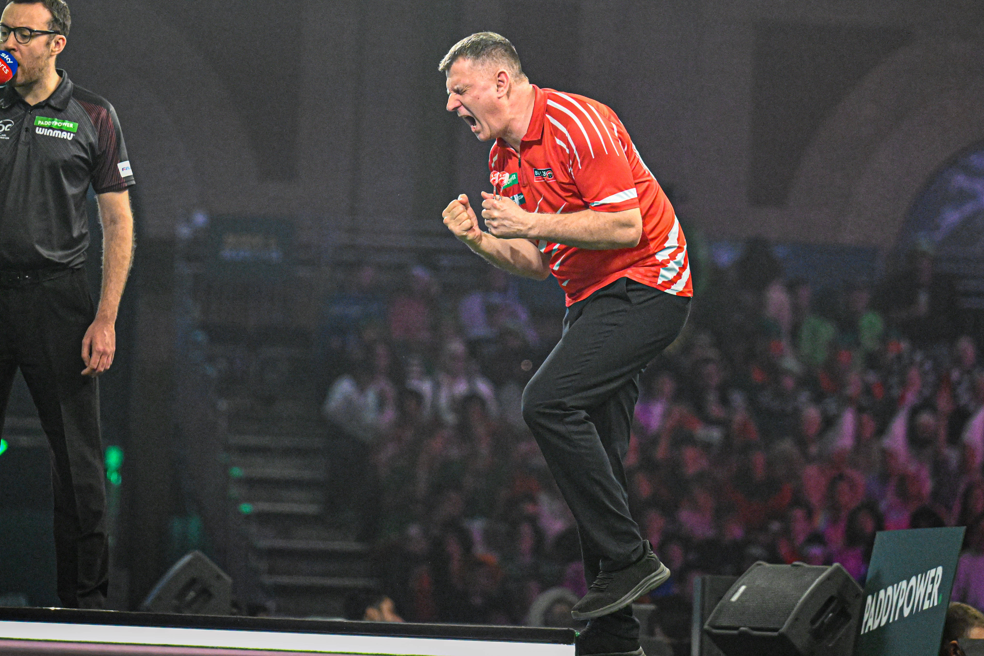 Polak w III rundzie PDC! Kiedy gra Ratajski?