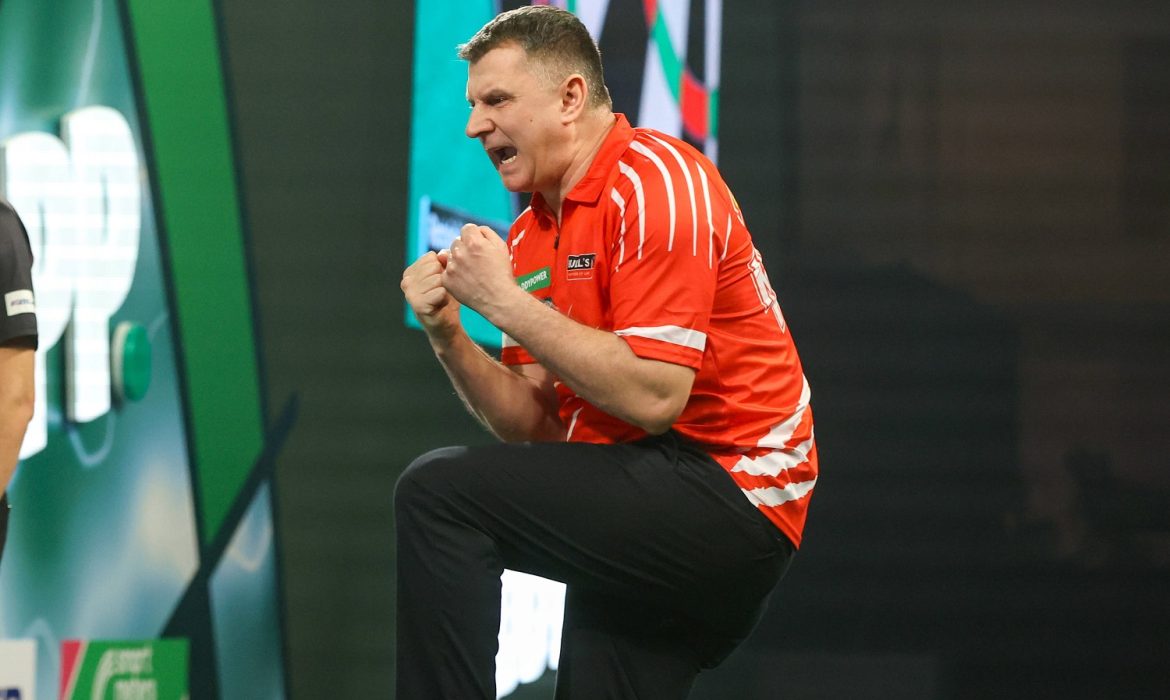 Ratajski w ćwierćfinale PDC. Kiedy ćwierćfinał MŚ w darcie?