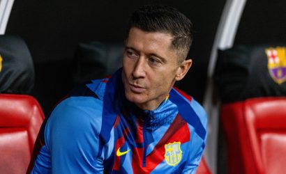 Barcelona gromi! Flick komentuje sytuację Lewandowskiego
