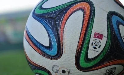 Kryształ długo męczył się z Victorią. Złoty gol Andrzeja Całki