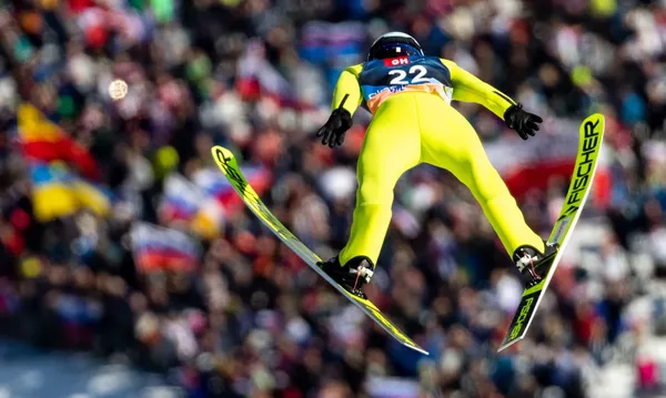 PŚ w Wiśle: gdzie oglądać Puchar Świata w skokach narciarskich? Transmisja, stream online za darmo