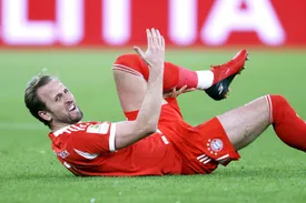 Kane kontuzjowany. Rekord Lewandowskiego oddala się