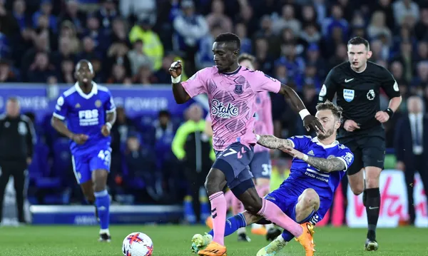 Idrissa Gueye trafi do Arabii Saudyjskiej? Al-Ahli przygotowuje ofertę