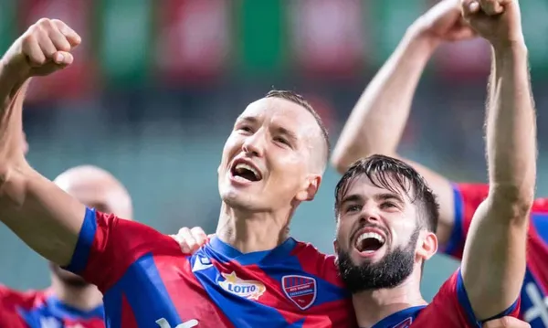 Eliminacje Ligi Konferencji 2022/23: Kiedy grają Raków, Lech, Lechia oraz Pogoń? O której? Gdzie obejrzeć?