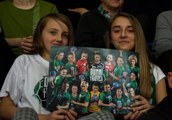 Święta Wojna na Globusie