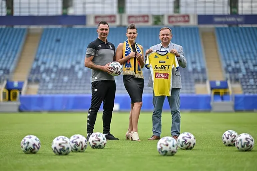 Perła nadal z Motorem