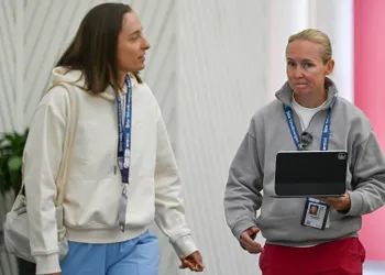 Toksyczna relacja Świątek z Abramowicz. Psycholog w ogniu krytyki