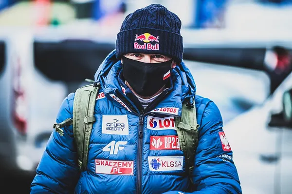 Łukasz Kruczek odchodzi z PZN. Zastąpi go… Adam Małysz!