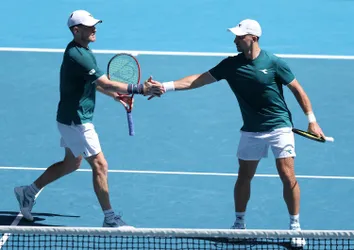 Sensacja stała się faktem! Polak w p&oacute;łfinale Australian Open!