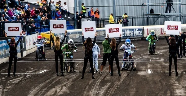 Ekstraliga żużlowa ruszy później