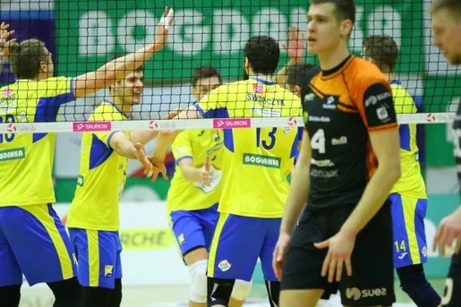 Avia bliska sprawienia niespodzianki