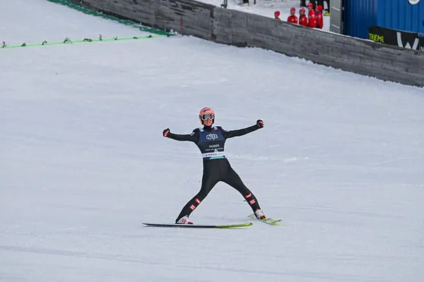 Skoki narciarskie Planica: Huber kr&oacute;lem Letalnicy!