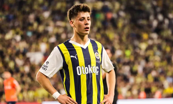 FC Barcelona walczy z Realem Madryt o turecką perłę. Gdzie trafi Arda Güler?