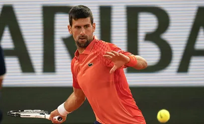 Sinner &ndash; Djoković typy, kursy i gdzie oglądać p&oacute;łfinał Wimbledonu 2023?