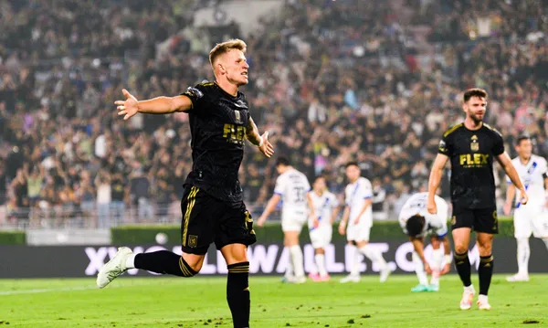 Mateusz Bogusz zachwycił w MLS. Piękna bramka i tytuł MVP [WIDEO]