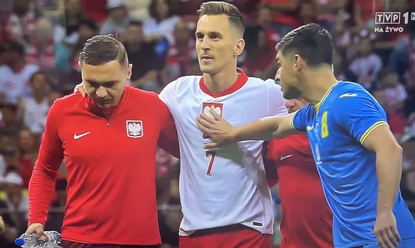 Arkadiusz Milik kontuzjowany! Zszedł z murawy na początku meczu
