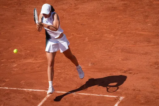 Iga Świątek mecz dzisiaj na żywo. Transmisja i stream. Gdzie oglądać? (03.06.2023)