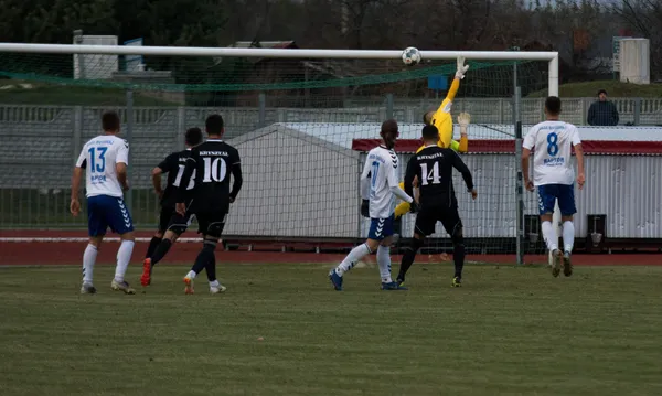 Szczęście w nieszczęściu Kryształu w meczu z Ładą