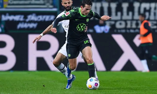 Jakub Kamiński skreślony przez trenera. Pomocnik znów popadł w niełaskę!