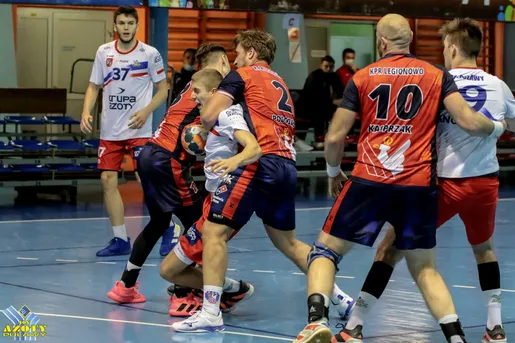 Doświadczony zespół z Legionowa pokonał rezerwy Azotów