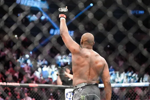 UFC 295: Jon Jones wypada z walki, zmiany w rozpisce!