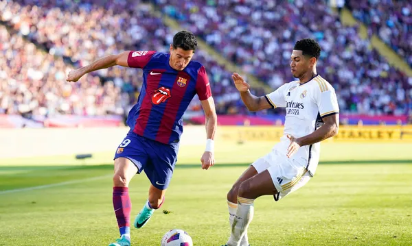Robert Lewandowski wr&oacute;ci do wyjściowego składu? Trener FC Barcelony podjął decyzję