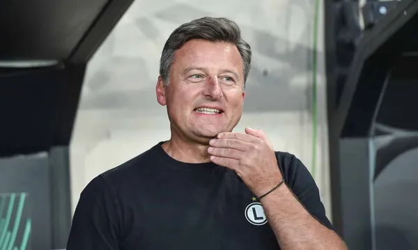 Trener Legii Warszawa podjął decyzję. Nie owijał w bawełnę