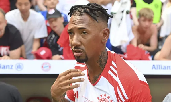 J&eacute;r&ocirc;me Boateng został oszukany przez Bayern Monachium? Niemiec rozczarowany