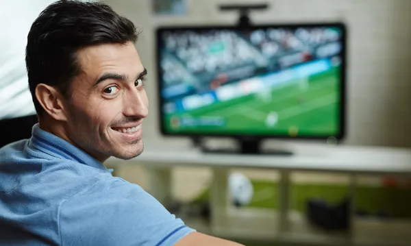 Ekstraklasa oferuje prawa do transmisji meczów firmom bukmacherskim. Czasu mało, decyzji na razie brak