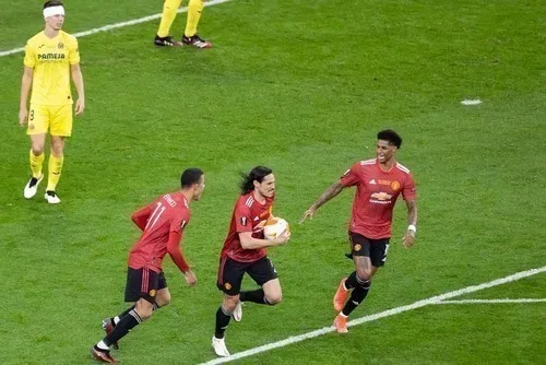 aston villa manchester united typy