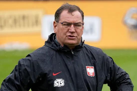 Jan Urban zdecydował. Dw&oacute;ch Polak&oacute;w poza kadrą na mecz z Bośnią