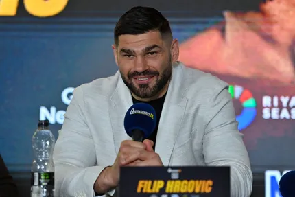 Filip Hrgović mistrzem świata. &bdquo;To był Jezus Chrystus we mnie&rdquo;