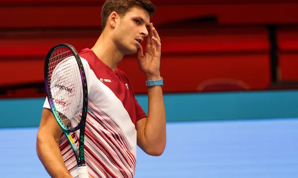 Kiedy gra Hubert Hurkacz z Sonego? O której i gdzie oglądać Australian Open 2023?