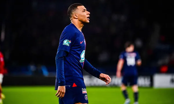 Kylian Mbappe otrzyma nową ofertę kontraktu. Na stole gigantyczne pieniądze!